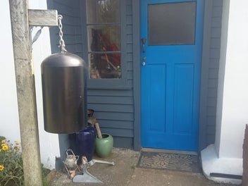 Quirky Entry Level Home, Superb Bach or Air B&B.