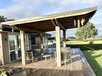 Family lifestyle living on 1.1Ha - 2020 Build