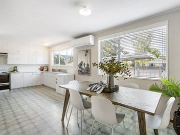 Vacant, Freehold & Priced to Sell!