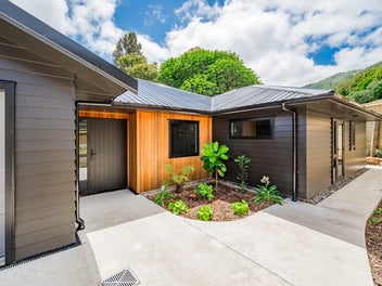 Brand New & Ready to Impress