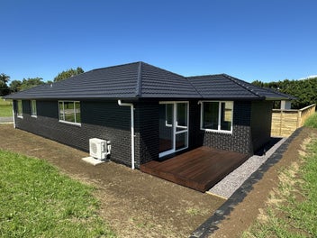 DEVELOPER REQUIRES CASH FLOW - MOVE IN NOW