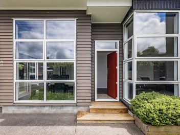 Low maintenance, private and practical!