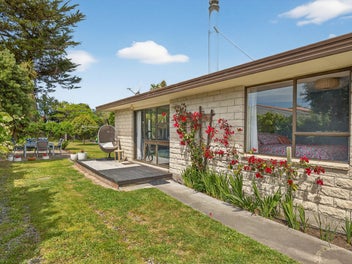 Deadline Brought Forward! Weds 11am