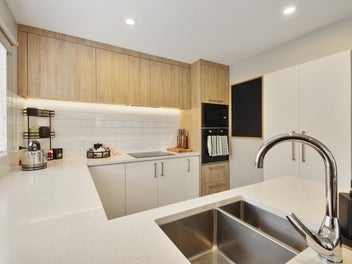 Brilliant Location, Easy Living