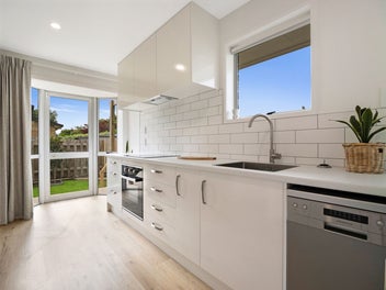 A Stylish Step Into Cambridge Living