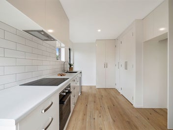 A Stylish Step Into Cambridge Living