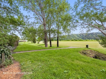 Rare Dual Income – Two Units One Title