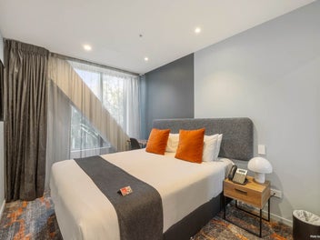 Urgent Sale! Hands-free Investment