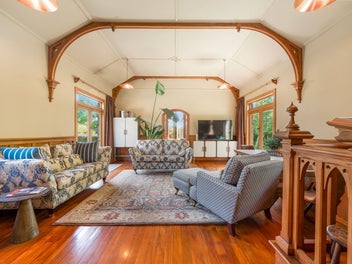 Gabled Grandeur in the Southland Countryside
