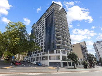 Offshore Vendor Needs an Urgent Sale