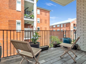 Modern Living in the Landmark Tuatahi Apartments