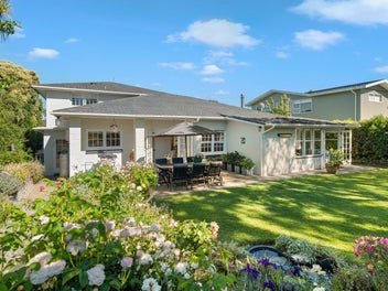 Move Fast for This Lansdowne Gem - BEO $799,000