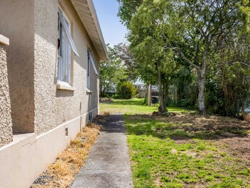 MUST BE SOLD! IGNORE THE GV!