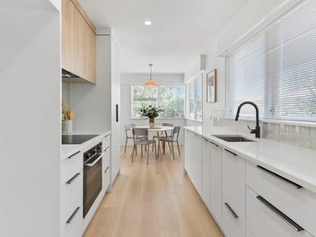 La Rosa Luxe - A 60s Classic Reborn