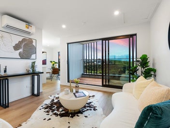 Stylish Torbay Residence Offering you a Lifestyle