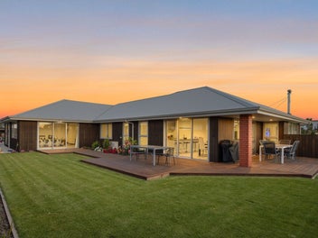 New home, Springlands location, act now