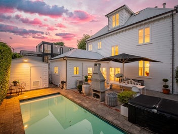 Iconic Luxury Living on Cranmer Square