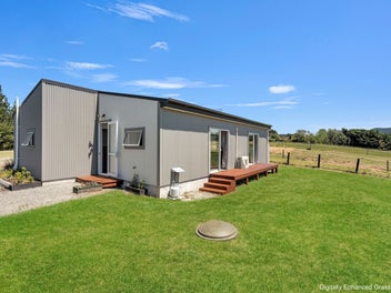 Equestrian Living on 4 Hectares