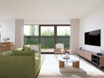 Bedroom & Bathrooms on Each Floor! Ready June 26