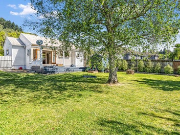 Central Convenience with Classic Villa Appeal