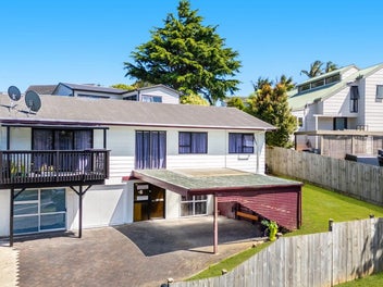 Family Treasure Trove!