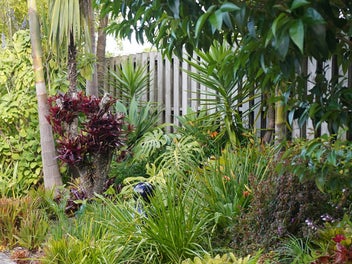 Private 4,791m² Sanctuary with Sweeping Views