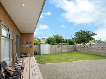 Image 1 of 21