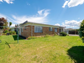 Deceased Estate Sale