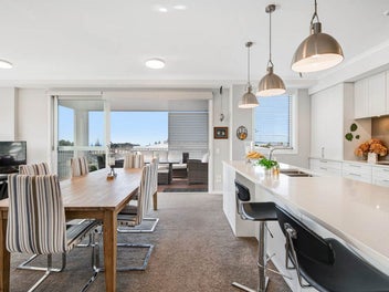 Upper Story, North Facing, Views