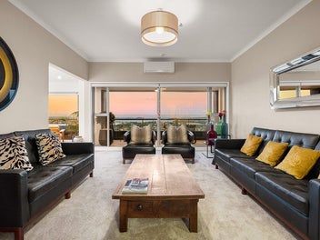 Endless Horizons, Effortless Living