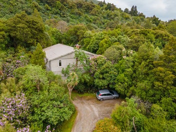 Tranquil Getaway In Peel Forest