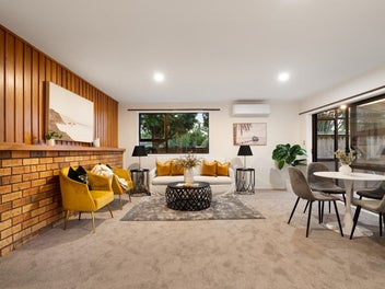 2 Bedroom + Study - Move in before Xmas!