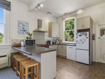 Great 1st Home or Excellent Rental Return