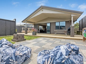 Modern, Fresh Easy Living