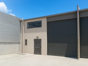 Image 1 of 8