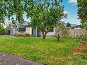 Sun, Space & Location