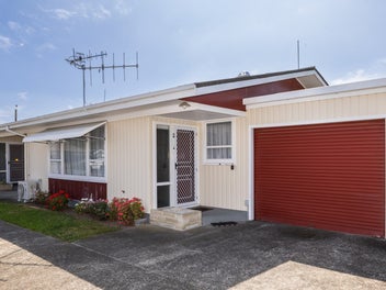 Two Bedrooms Perfect Location Home