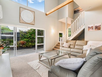 Stanmore Bay Living - Space, Sun & Convenience