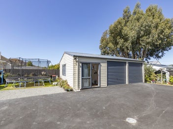 Deadline Brought Forward to 5pm, 9th December