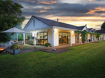 Ultimate shed haven for car lovers and collectors