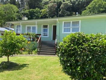 Lifestyle, Location & Loads of Potential!