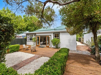 Architectural Character & A Location on the Rise