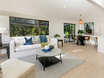 Tranquil Mairangi Bay Hideaway