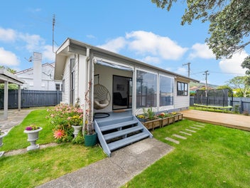 Super Central And Easy Care