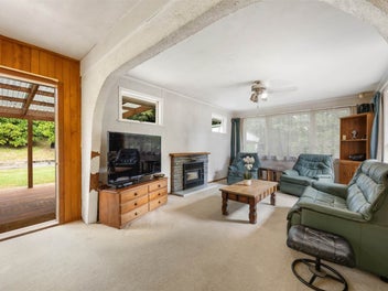 A Classic 1960s Gem with Endless Possibilities!