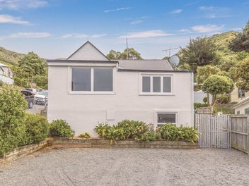 Timeless Cottage, Modern Living