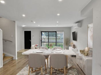 MODERN & CONVENIENT LIVING IN MOUNT WELLINGTON