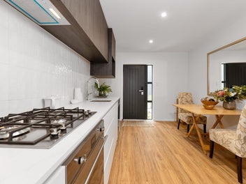 CENTRAL HOWICK NEW BUILDS (FREEHOLD TITLES)