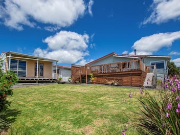 Super South Location Lifestyle