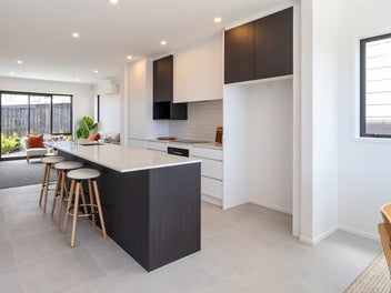 Easy living end terrace home